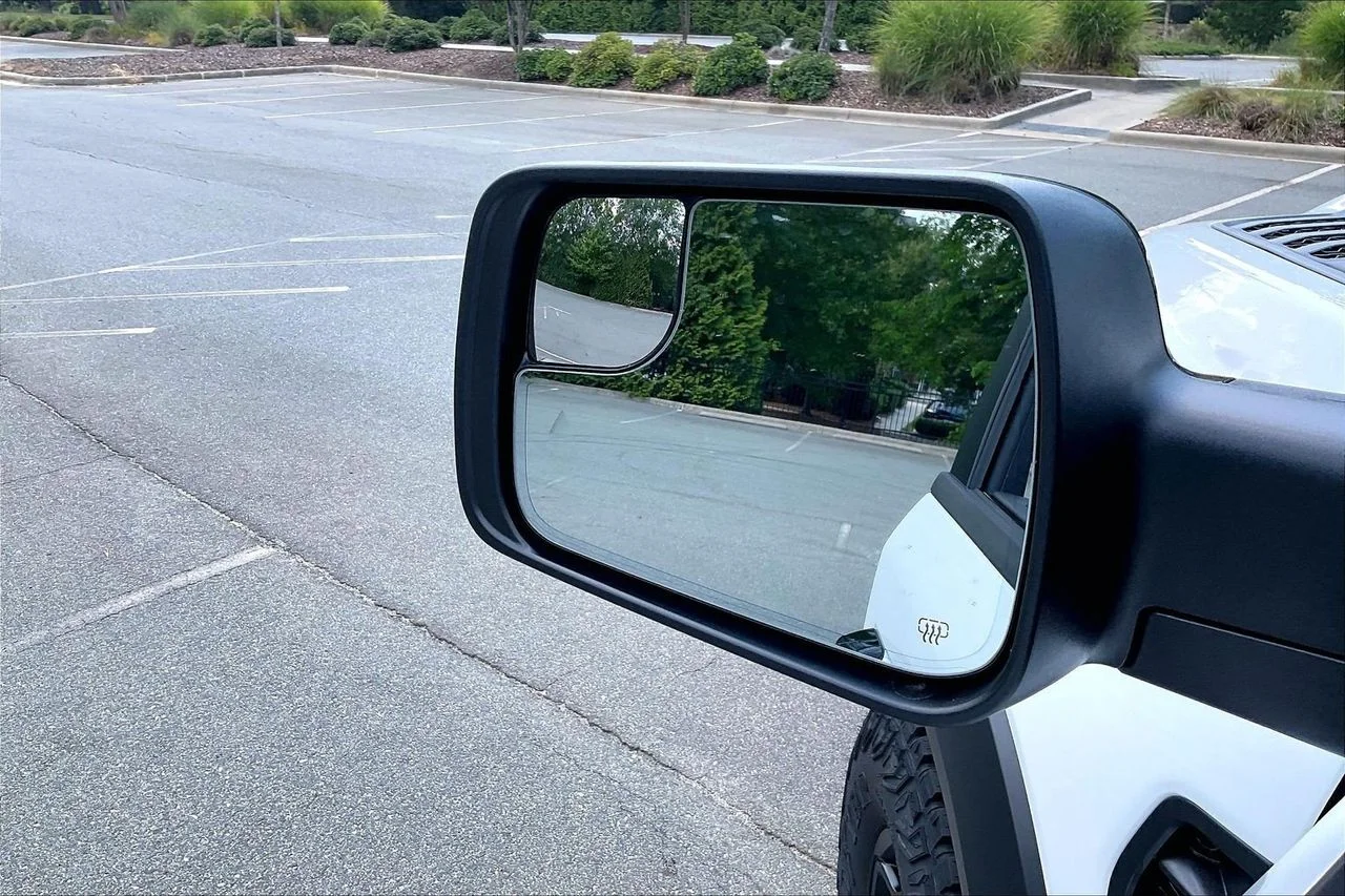 New 2026 Bright White Clear-Coat Exterior Paint RAM RHO image 24