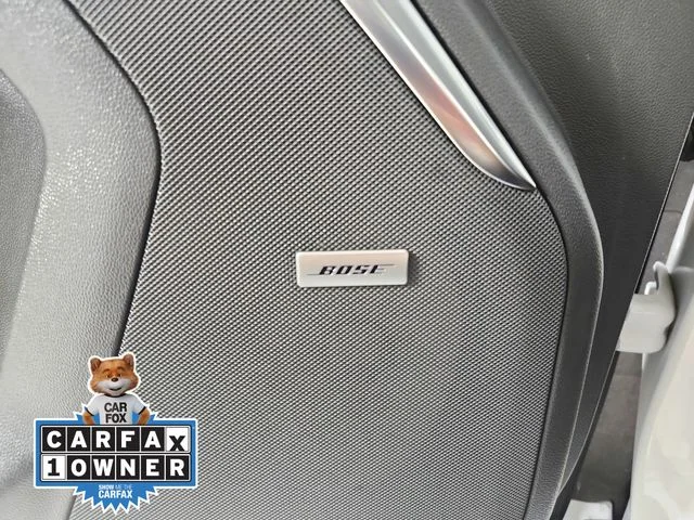 Used 2023 White GMC Denali image 37