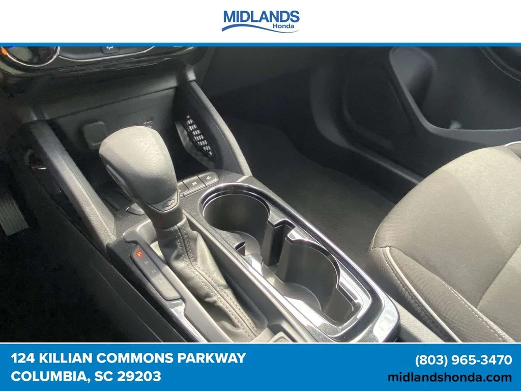 Used 2025 Black Metallic Chevrolet LT image 30