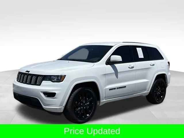 Used 2021 White Jeep Laredo X image 1