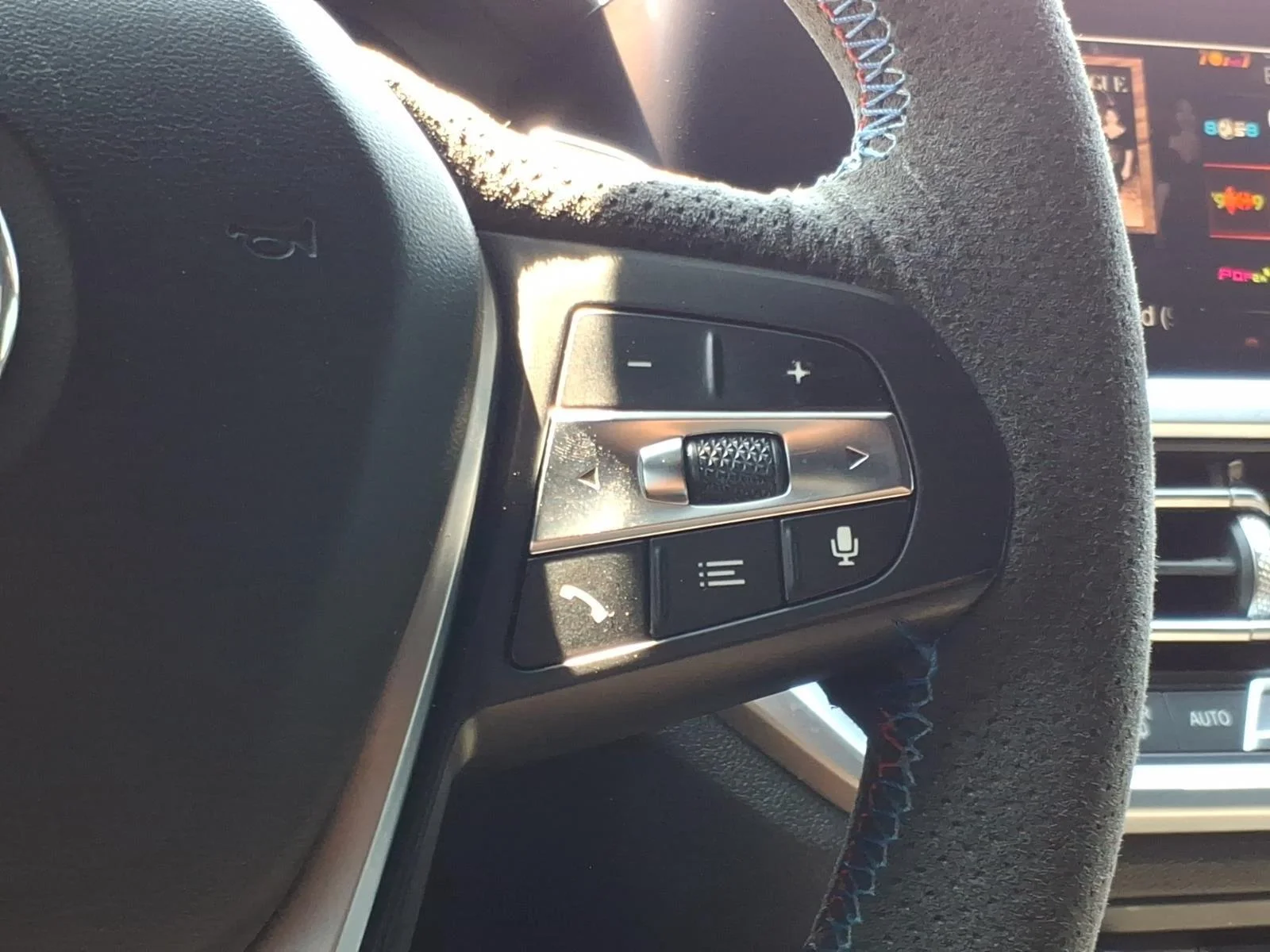 Used 2019 Melbourne Red Metallic BMW 330i image 28