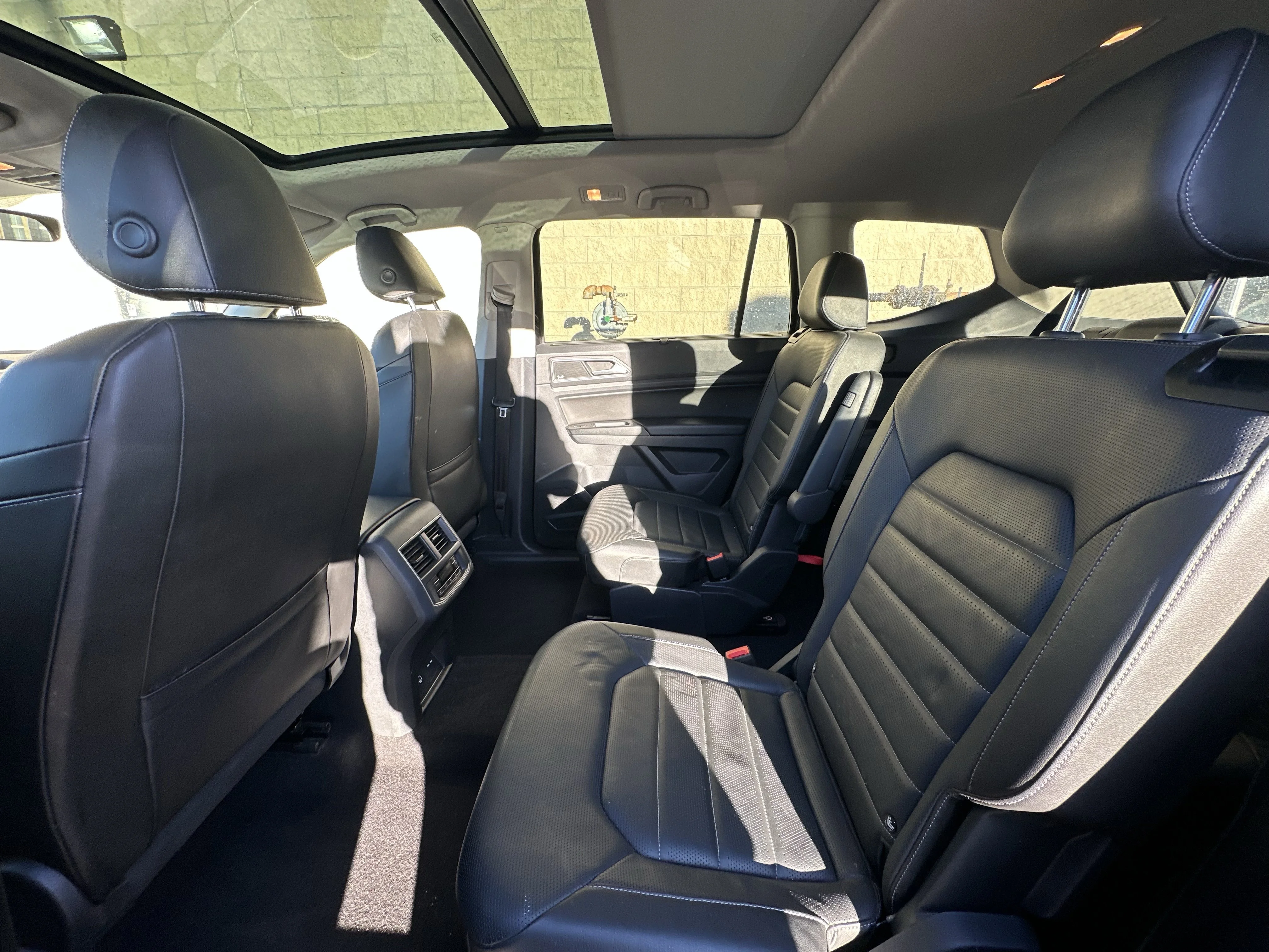 Certified Used 2019 Black Volkswagen Execline image 20