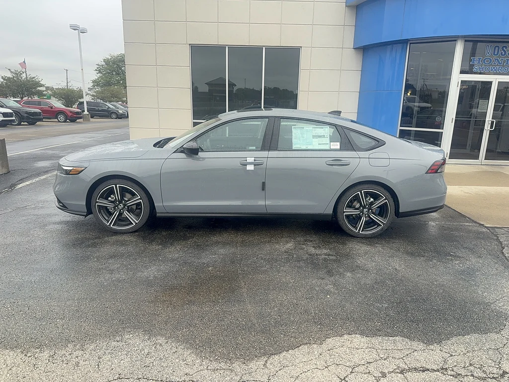 New 2026 Urban Gray Pearl Honda SE image 8