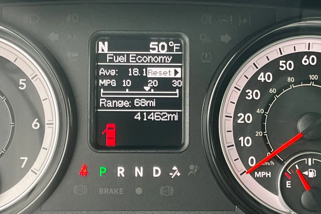 2024 RAM Ram 1500 Classic SLT - Photo 32