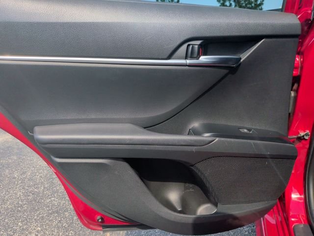 Used 2020 Red Toyota SE image 28
