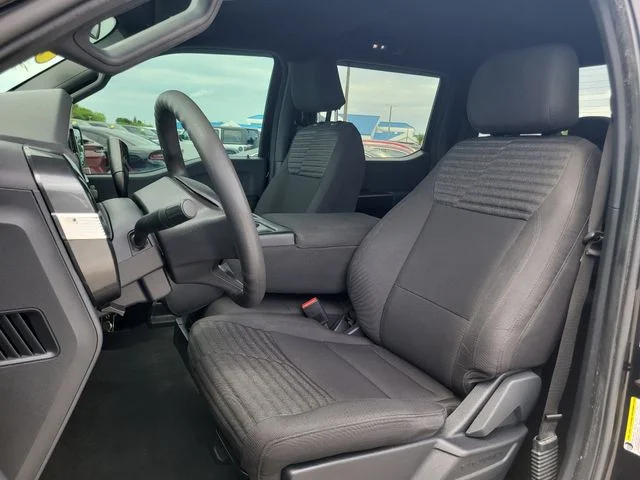 Used 2022 Black Ford XL image 19