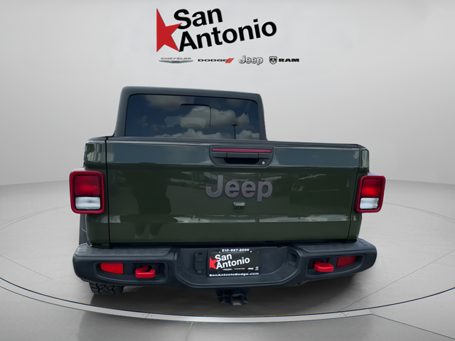 Used 2022 Green Jeep Rubicon image 12
