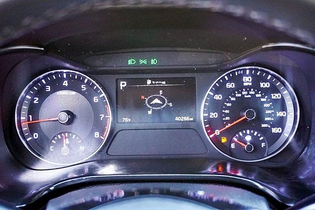 Used 2023 White Kia GT-Line image 29