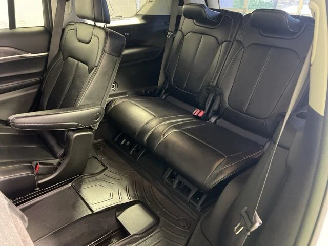 Used 2023 White Jeep Limited image 27