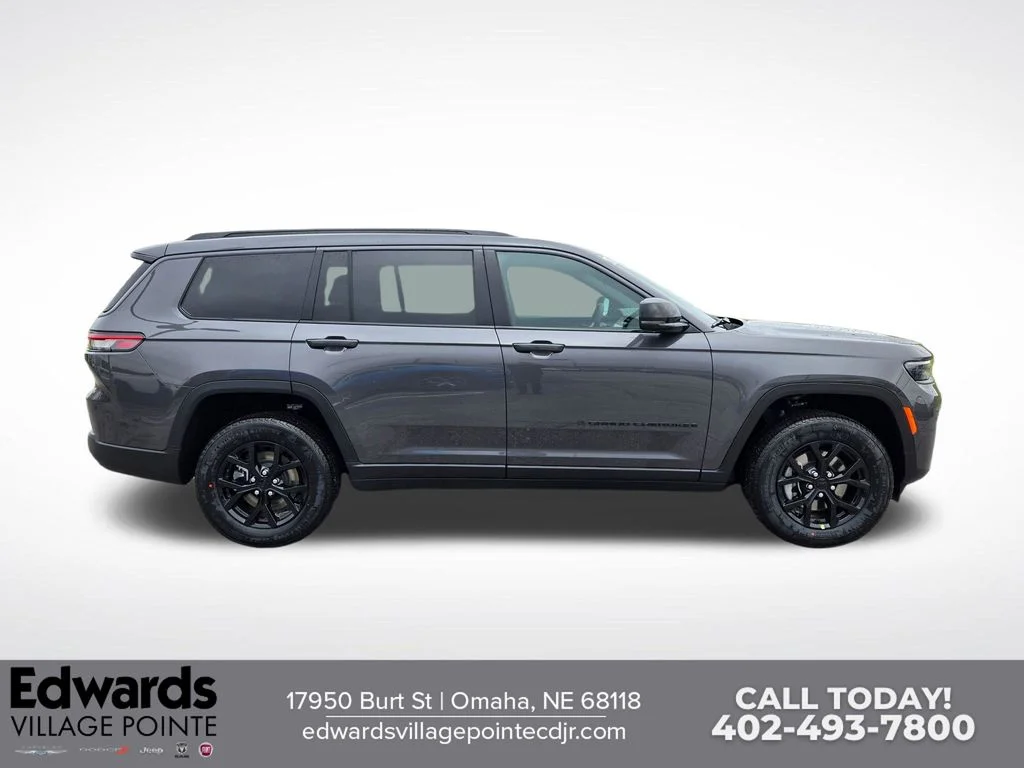 New 2026 Baltic Gray Metallic Clear-Coat Exterior Paint Jeep Altitude image 2