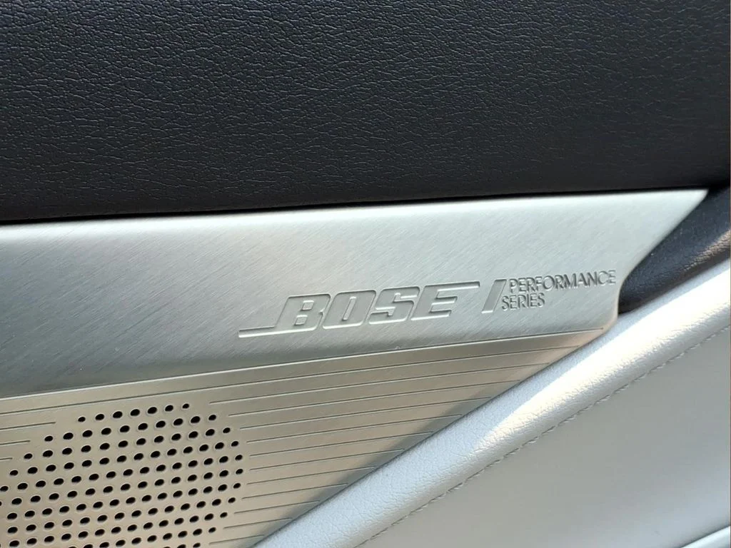 Used 2020 White Chevrolet Stingray image 17