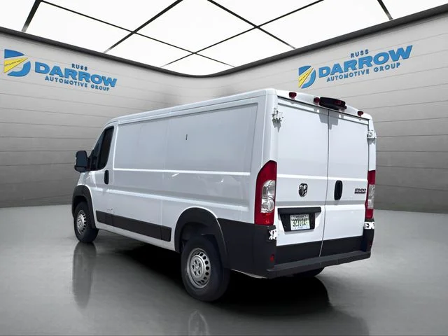 Used 2025 White Ram Base image 3