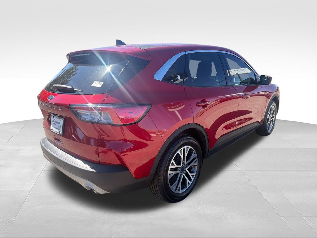 Used 2022 Red Ford SEL image 5