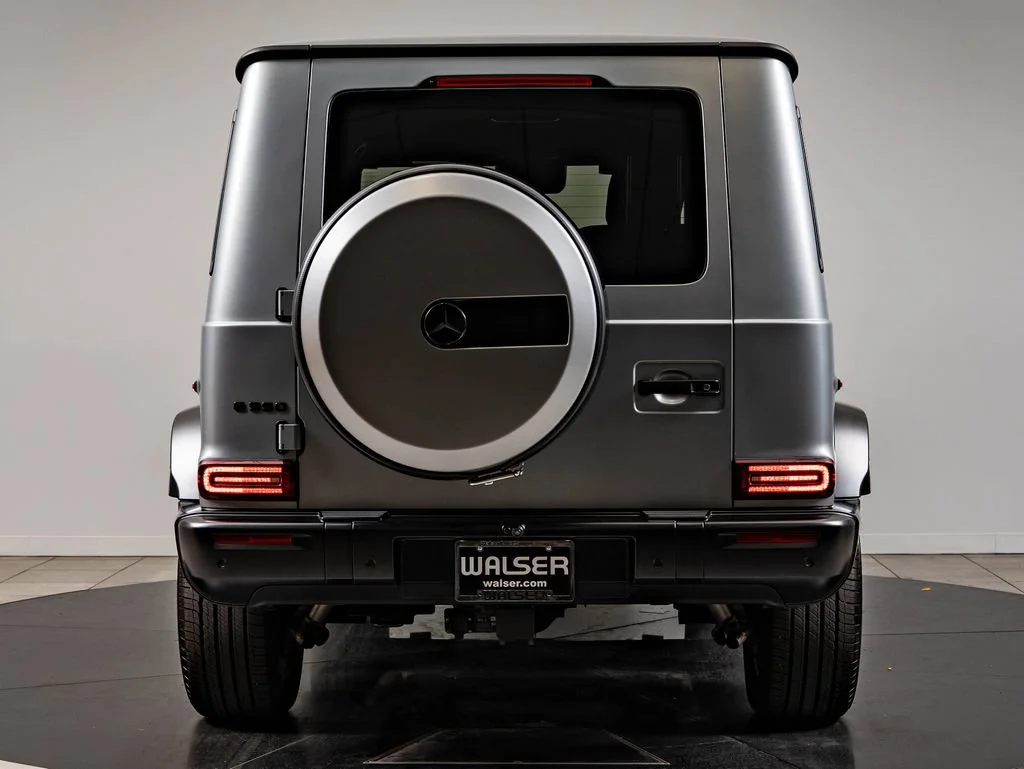 Certified Used 2025 Manufaktur Platinum Magno Mercedes-Benz G 550 image 7