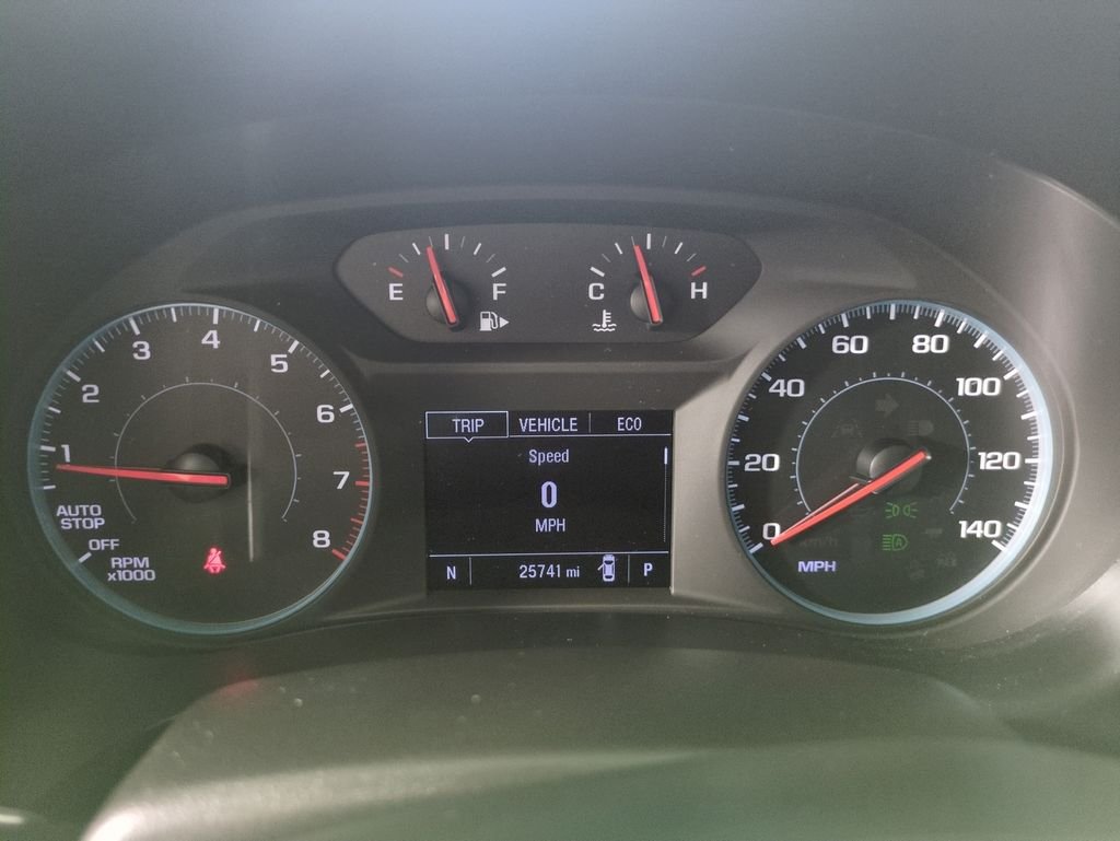 Used 2025 Radiant Red Chevrolet LT image 15