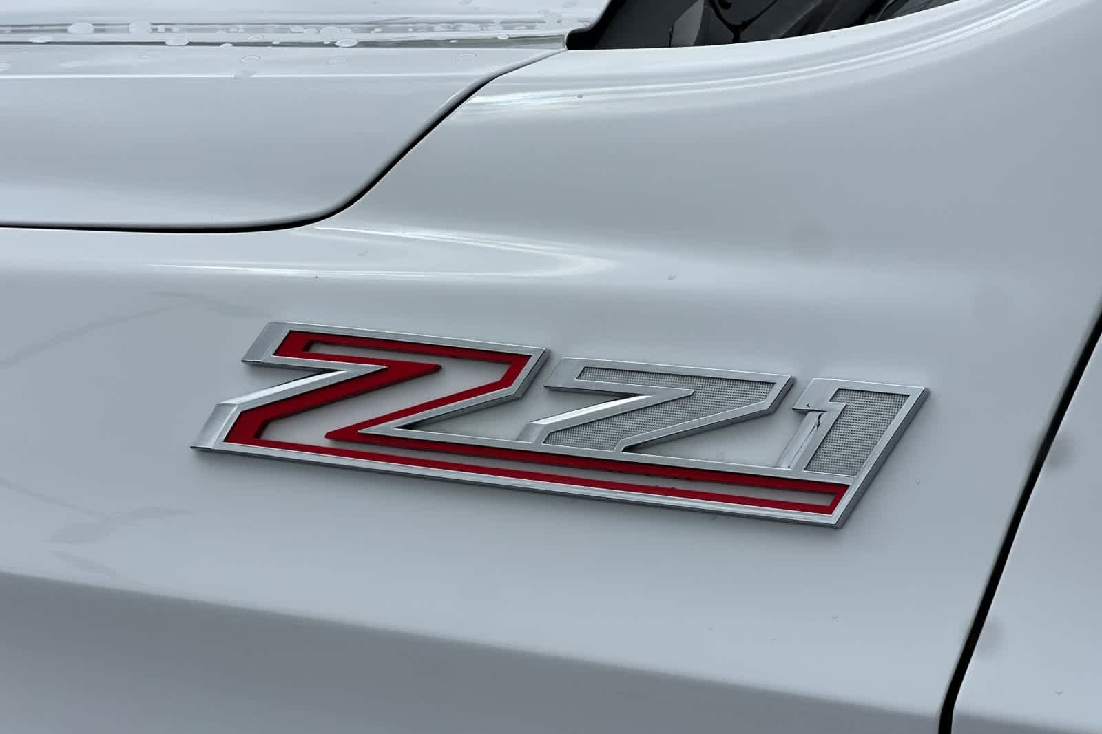 Used 2023 Summit White Chevrolet Z71 image 34