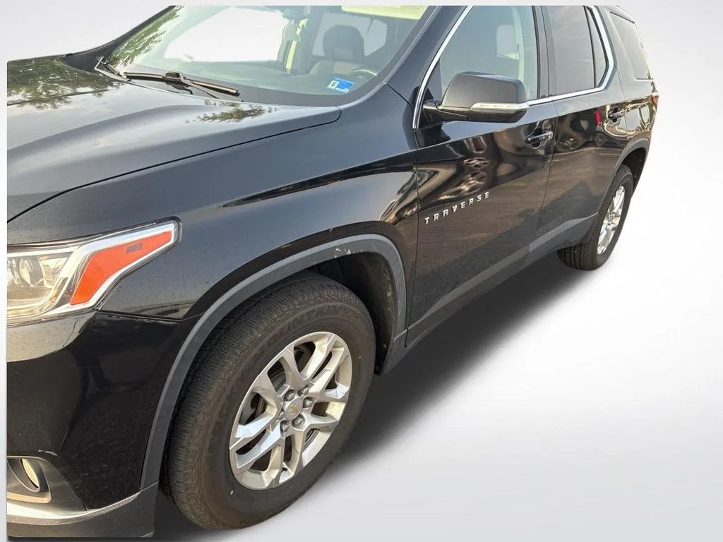 Used 2020 Black Chevrolet LT image 5