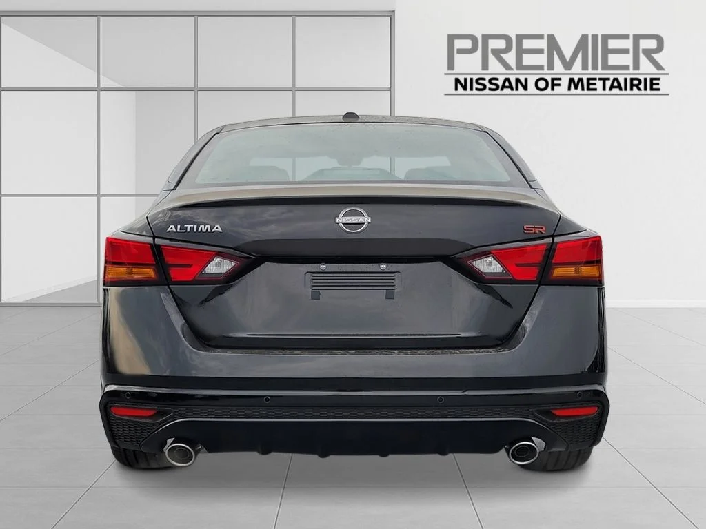 New 2026 Super Black Nissan SR image 5