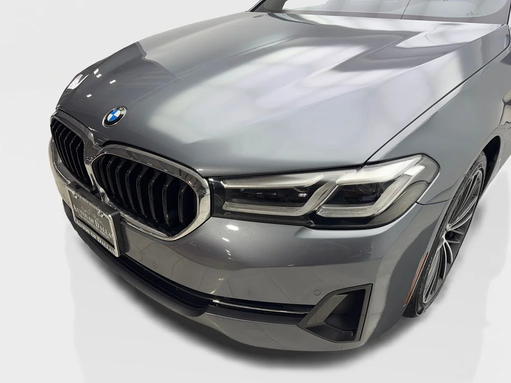 Used 2022 Blue BMW 530i xDrive image 14