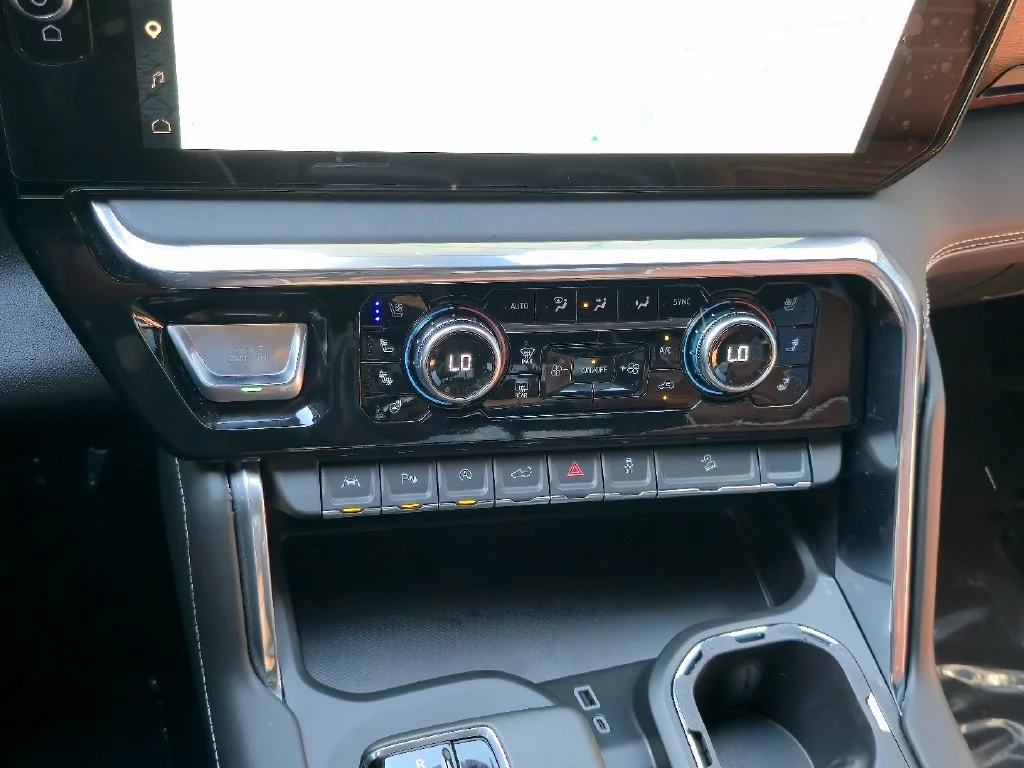 2026 GMC Sierra 1500 Denali Ultimate - Photo 17