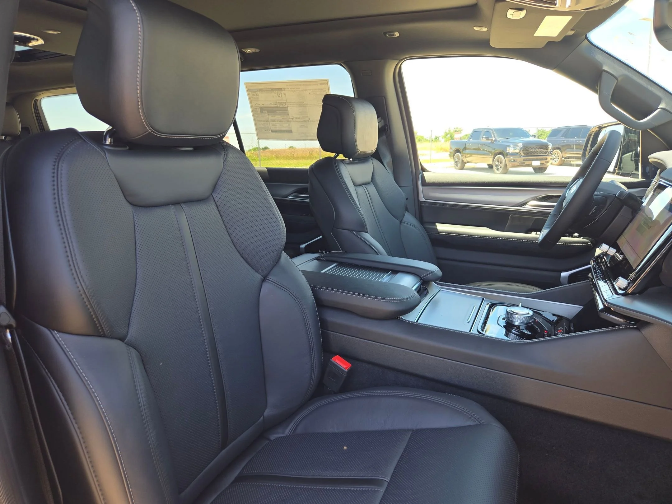 New 2026 High Gloss Black Jeep Limited Altitude image 26