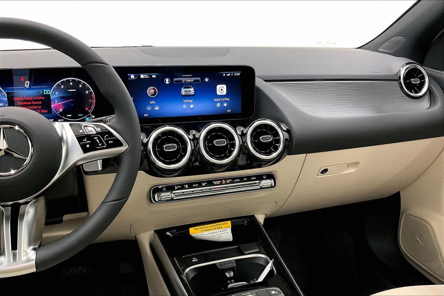 New 2026 Polar White Mercedes-Benz GLA 250 image 6