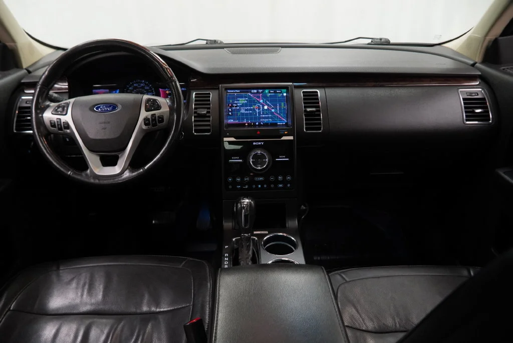 Used 2013 Gray Ford Limited image 3
