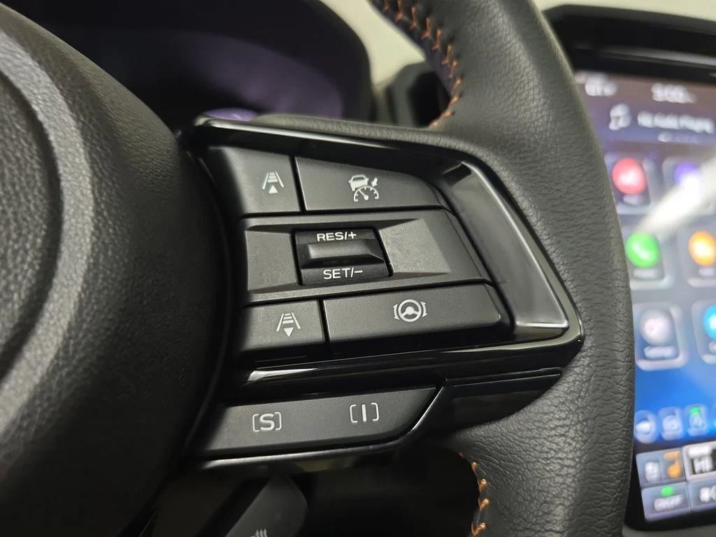 Used 2025 White Subaru Touring image 21