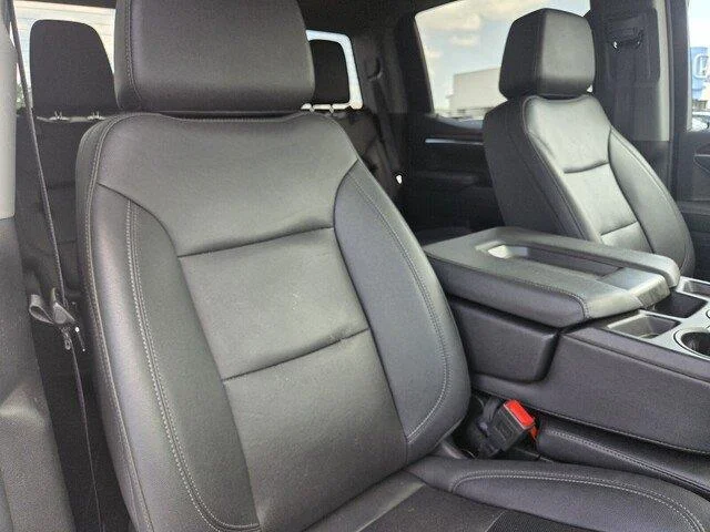 Used 2025 Summit White GMC SLT image 29