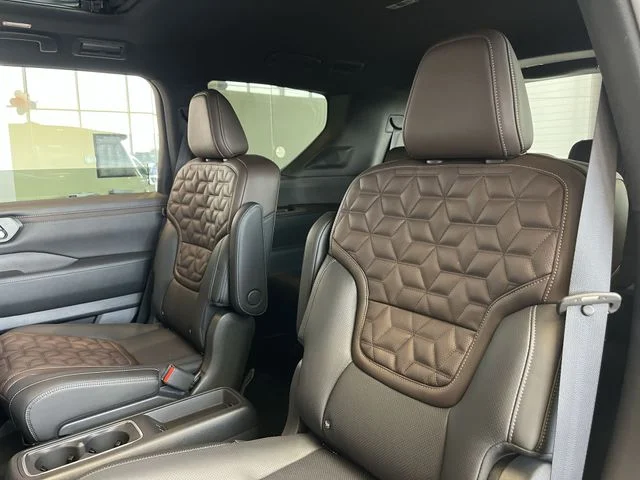 New 2026 Deep Ocean Blue Pearl Nissan Platinum Reserve image 15