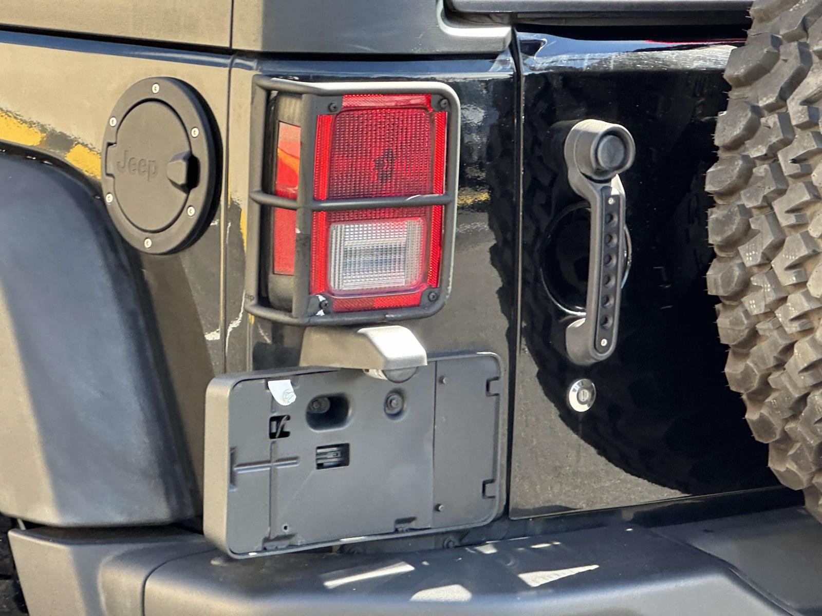 2017 Jeep Wrangler Unlimited Rubicon Recon - Photo 12