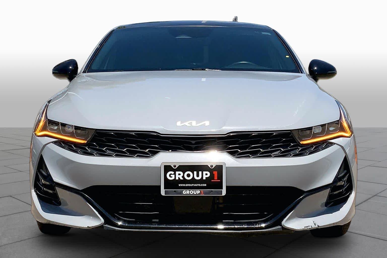 Used 2022 Wolf Gray Kia GT-Line image 3