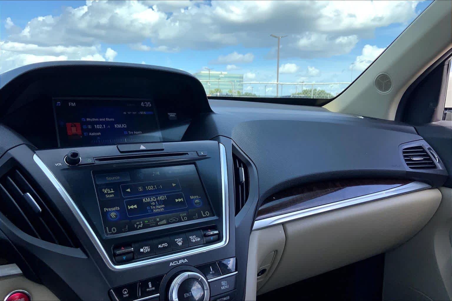 Used 2017 White Diamond Pearl Acura w/Technology Pkg image 35