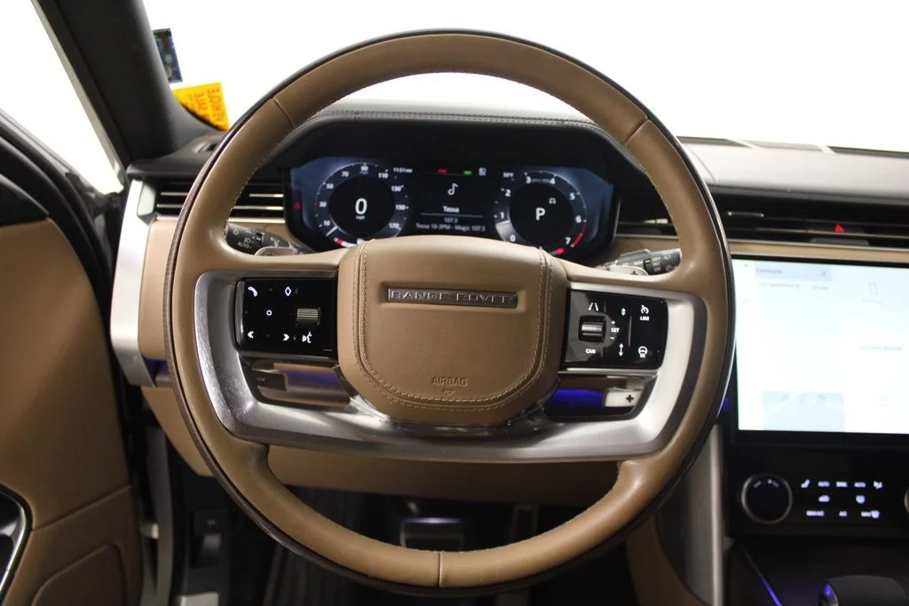 Certified Used 2023 White Land Rover SE image 22