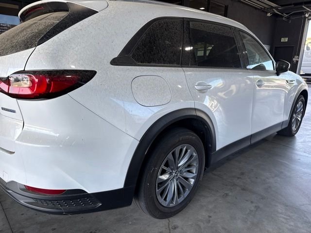 Used 2024 White Mazda Preferred image 8