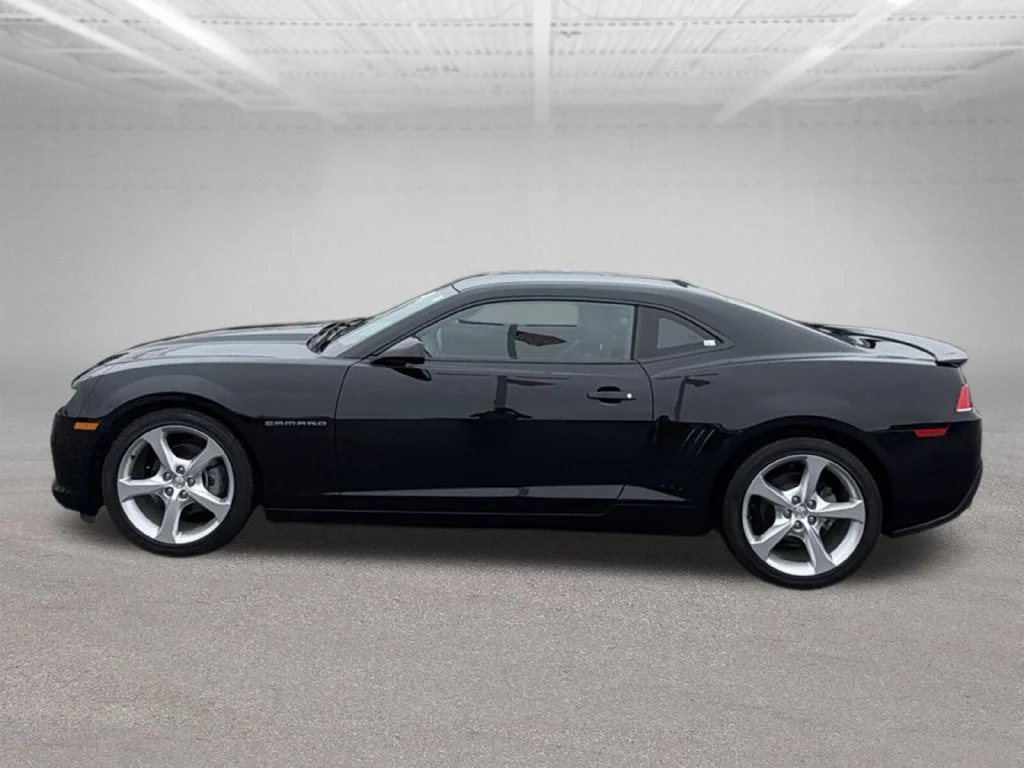 Used 2015 Black Chevrolet 2LT image 6