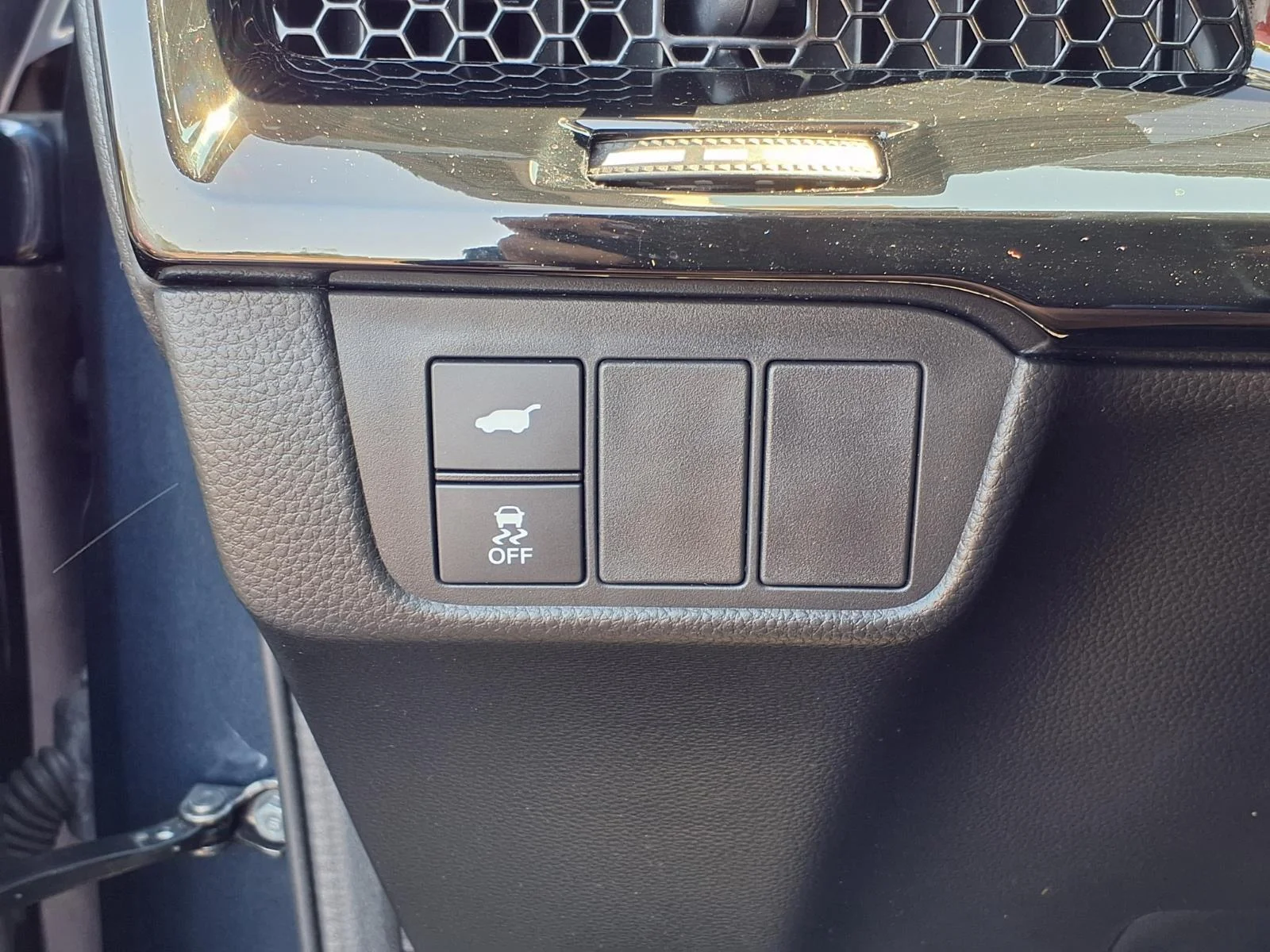 Used 2024 Canyon River Blue Metallic Honda EX-L image 14