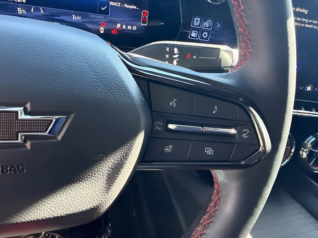 Used 2024 Summit White Chevrolet RS image 17