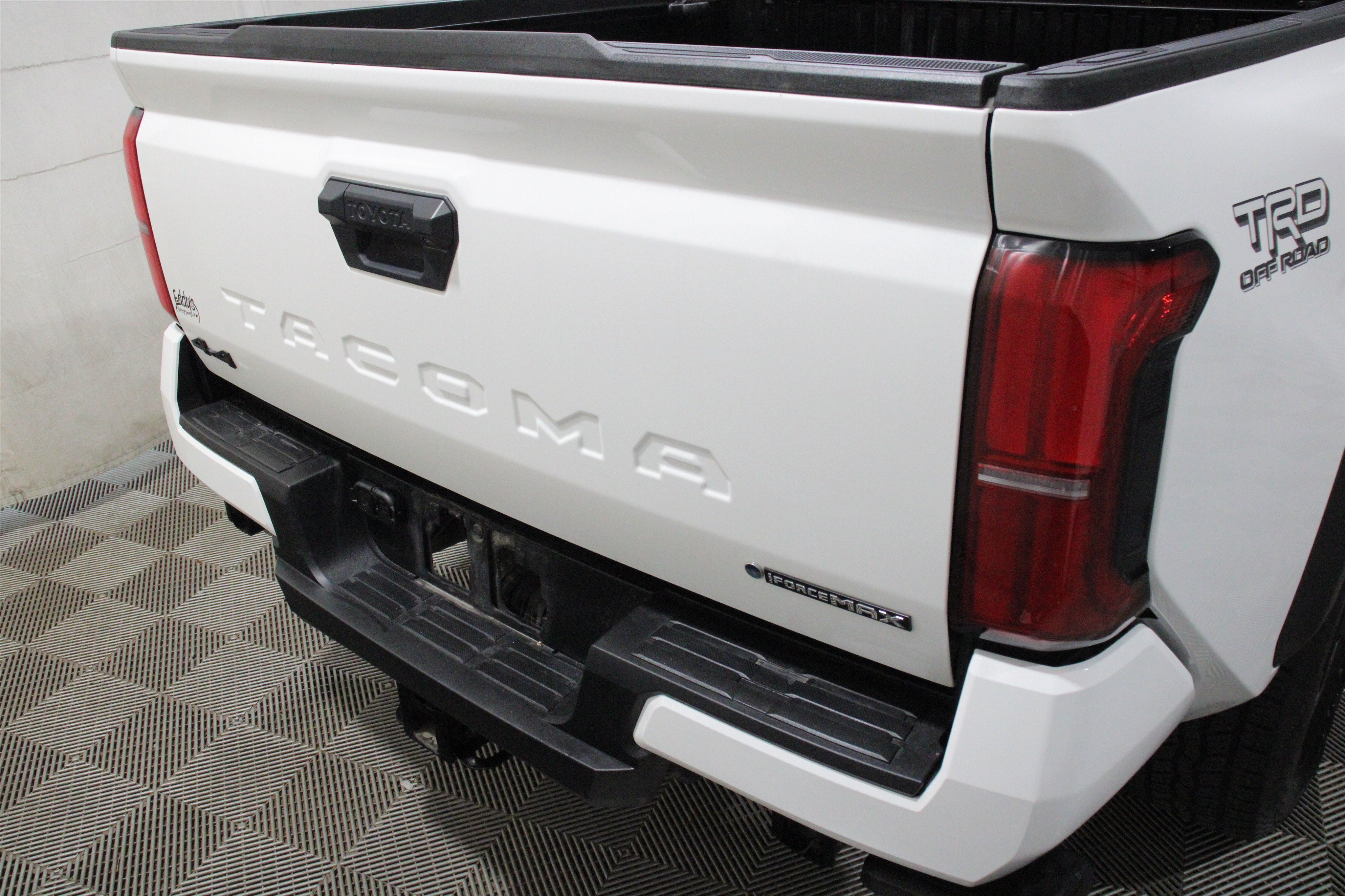 2025 Toyota Tacoma TRD Off Road - Photo 24