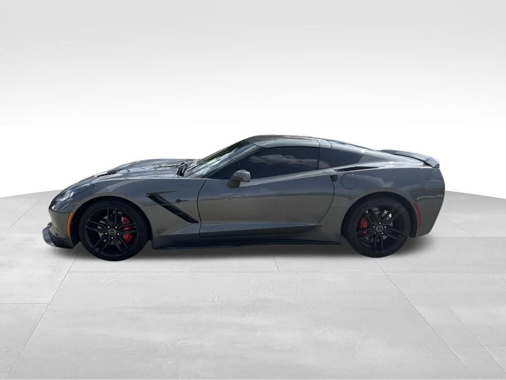 Used 2015 Gray Chevrolet Stingray image 2
