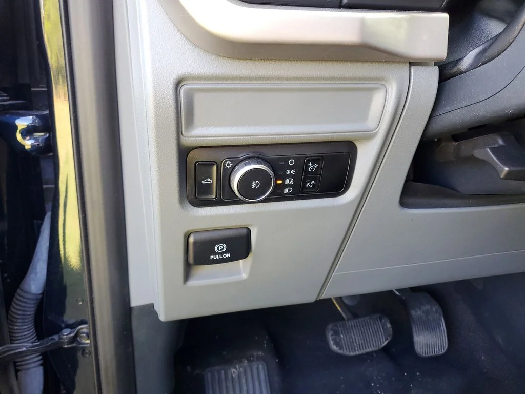 2023 Ford F-150 XLT - Photo 16
