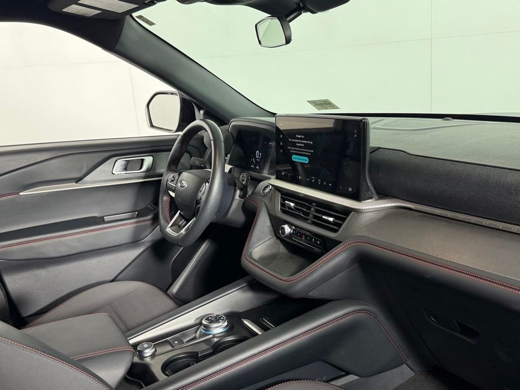 Certified Used 2025 Black Ford ST-Line image 33