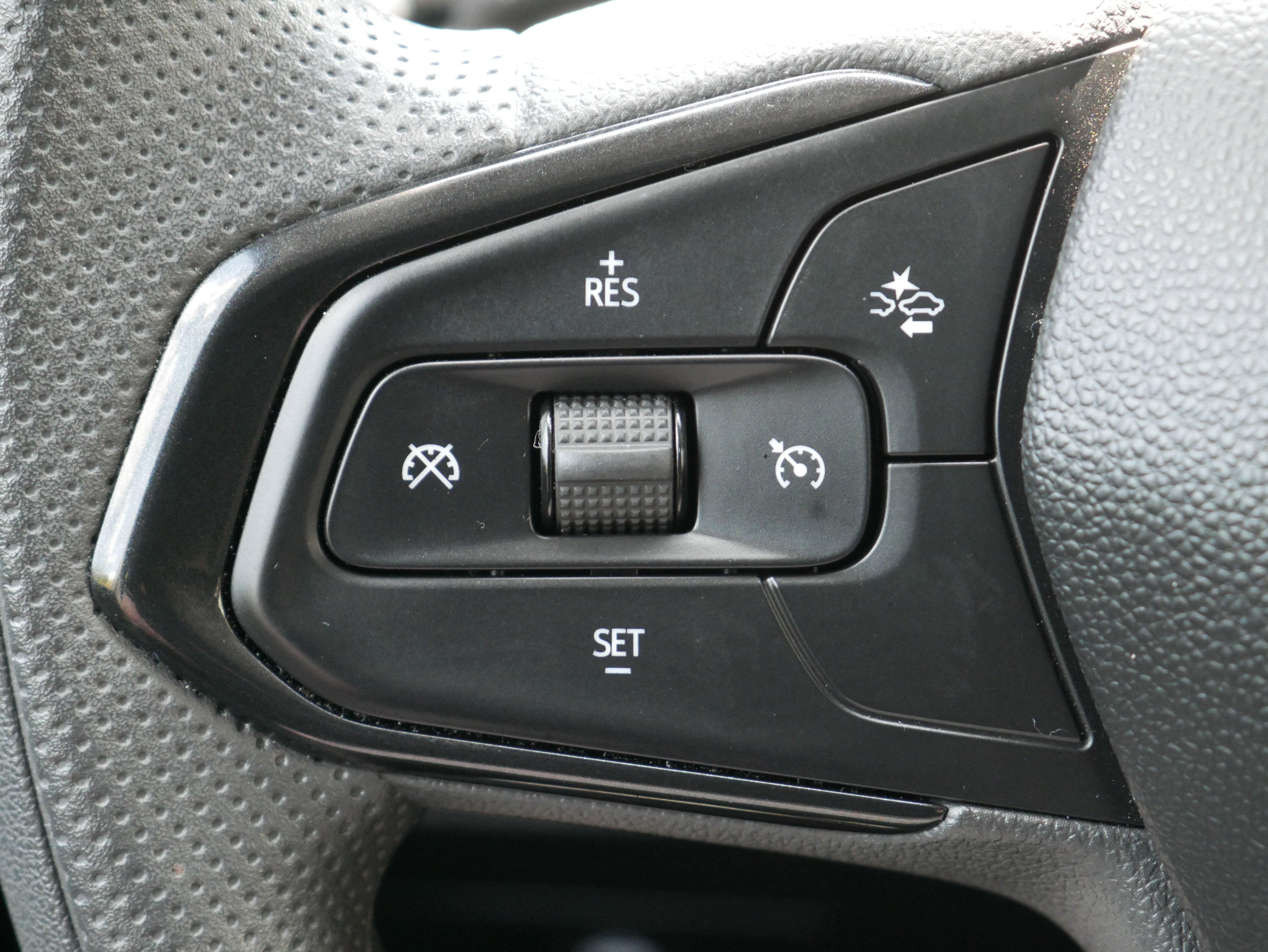 Used 2023 Sterling Gray Metallic Chevrolet LT image 22