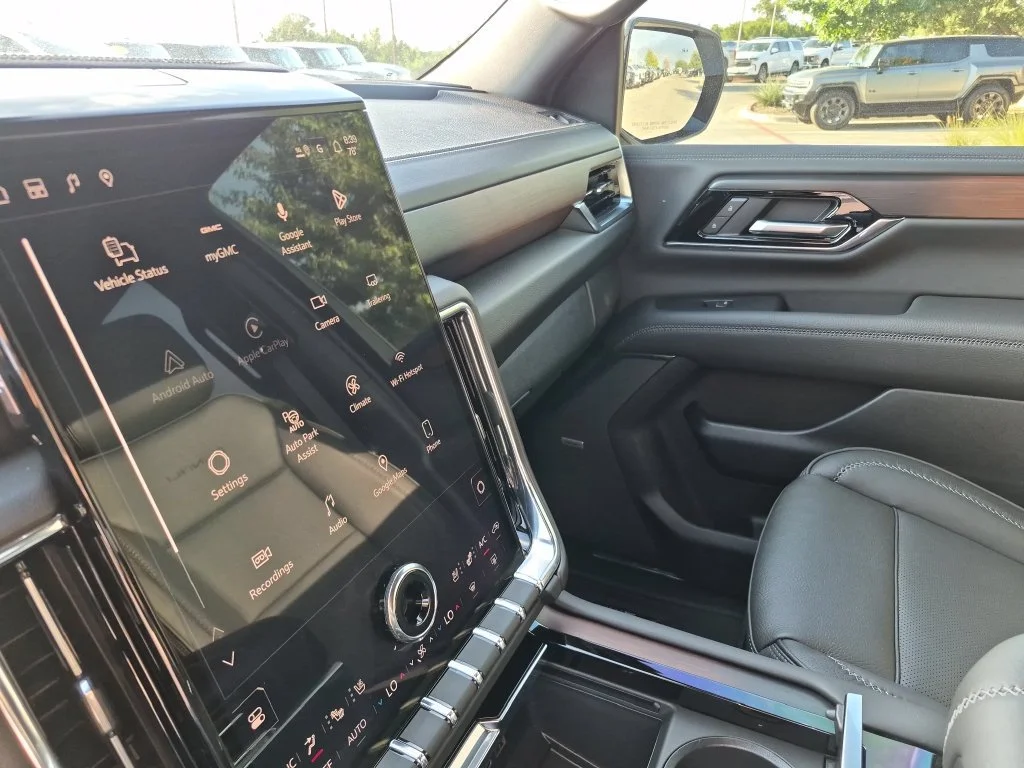New 2026 Glacier White Tricoat GMC Denali image 23