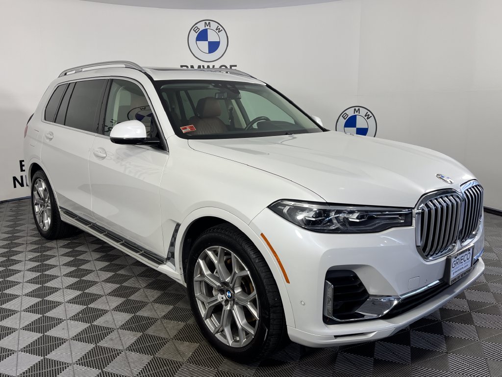 2021 BMW X7