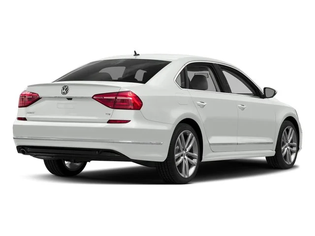 Used 2018 Volkswagen Passat R-Line with VIN 1VWAA7A36JC019779 for sale in St. Cloud, MN