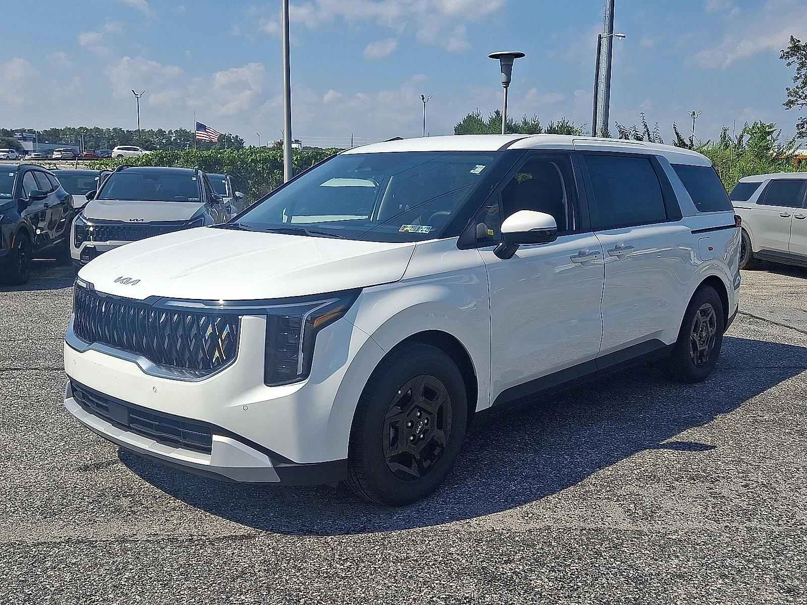 New 2027 White Kia LXS image 6