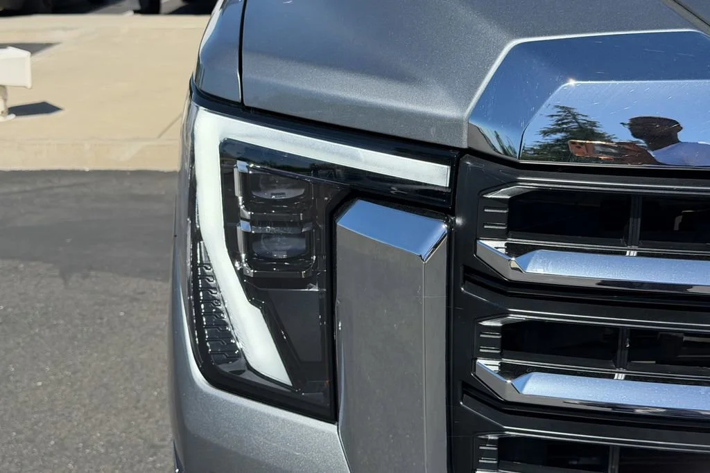 New 2026 Sterling Metallic GMC SLT image 4