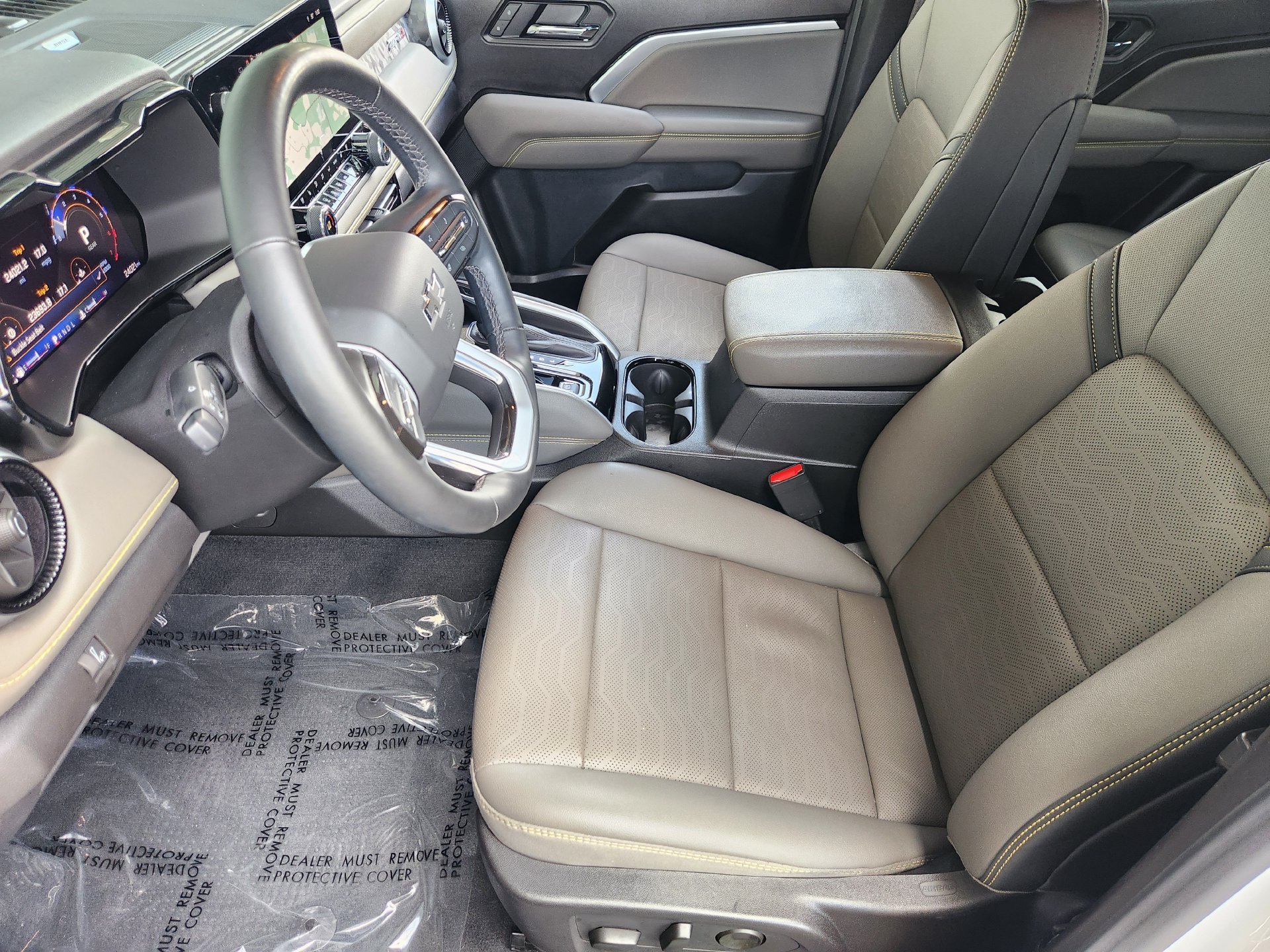 Used 2025 Summit White Chevrolet ZR2 image 15