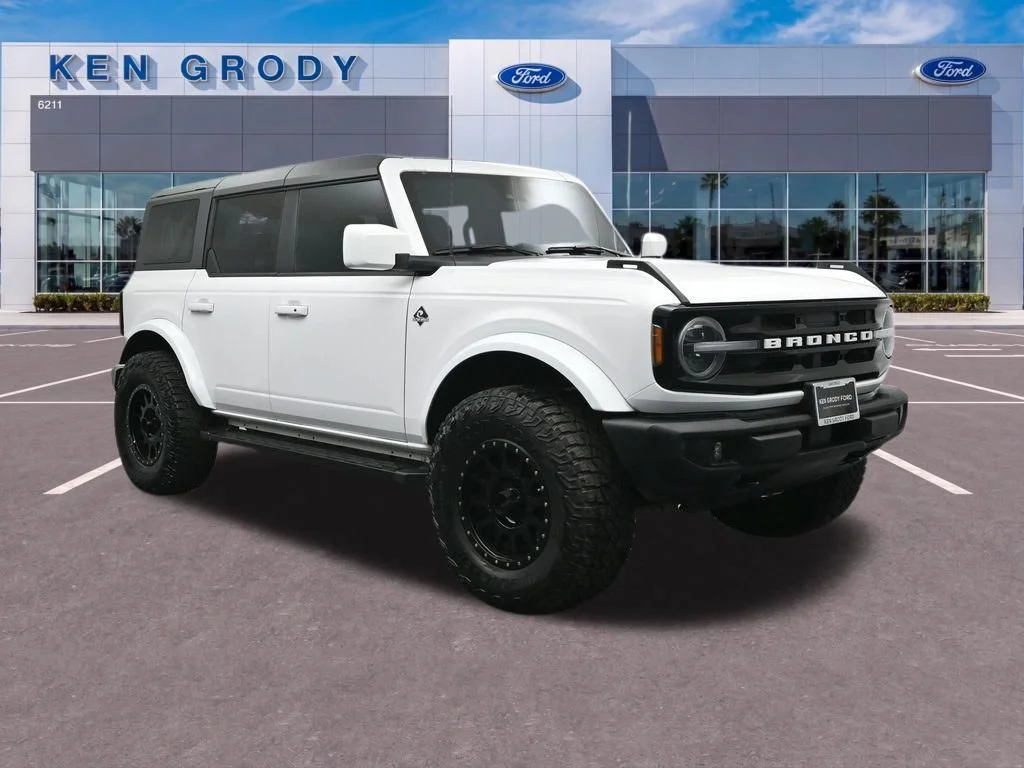 2021 Ford Bronco Outer Banks Advanced 4x4's photo